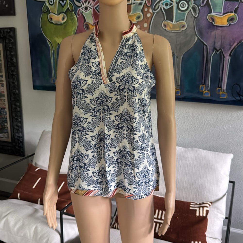 Impressions tunic top, V-neck, with contrast edging. Small. NWT.